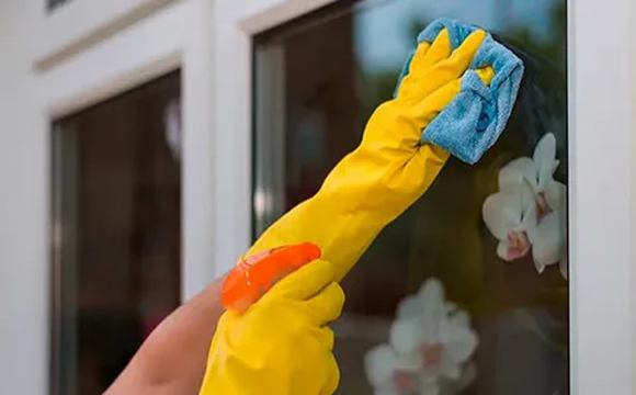 تصویر 2 از قیمت خرید شیشه پاک کن ۲۰ لیتری + فروش ویژه